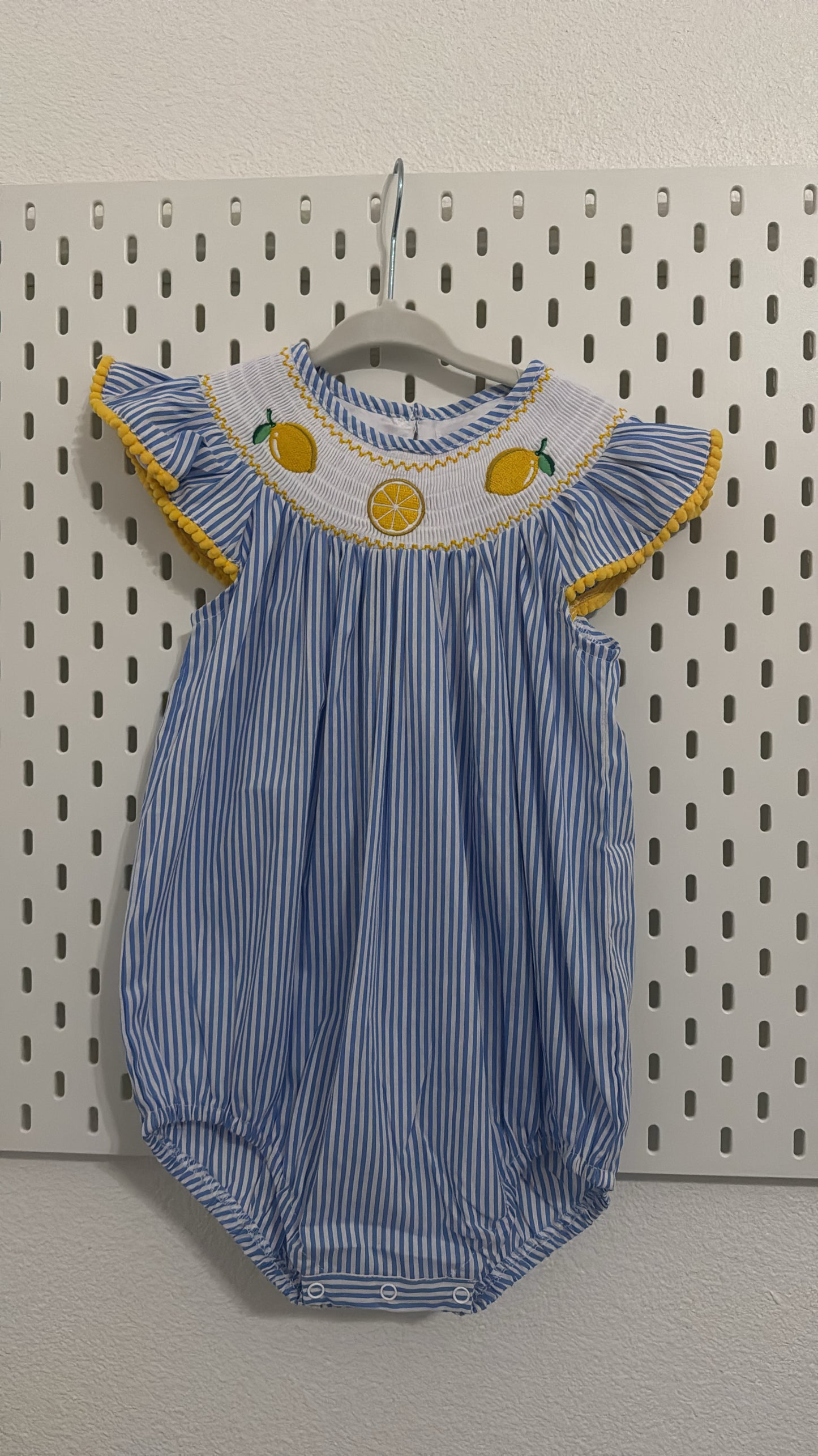 SMOCKED LEMON